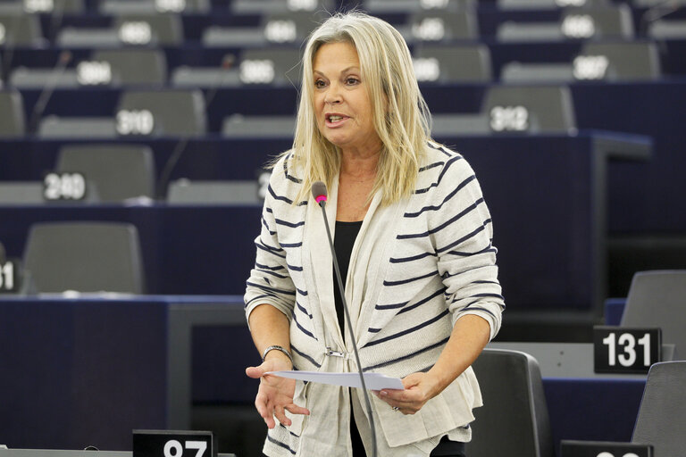 Billede 45: MEPs during plenary session in Strasbourg, week 39