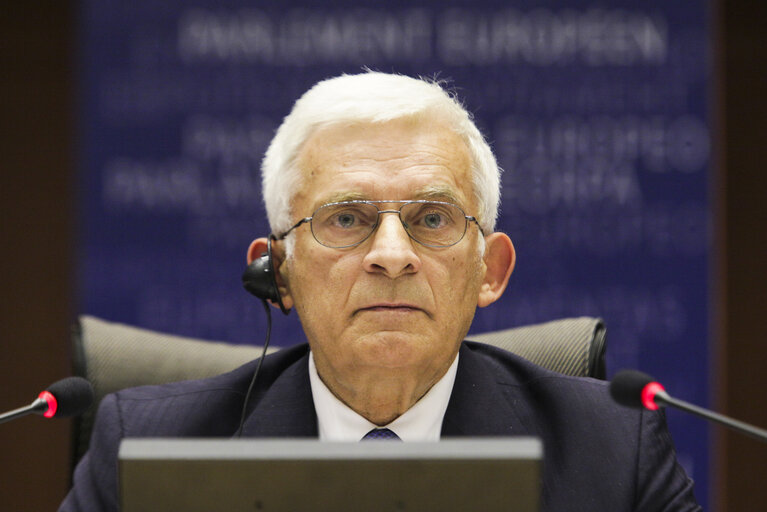 Fotografija 1: EP President chairing Plenary session week 41 - Debate of The Future of VAT