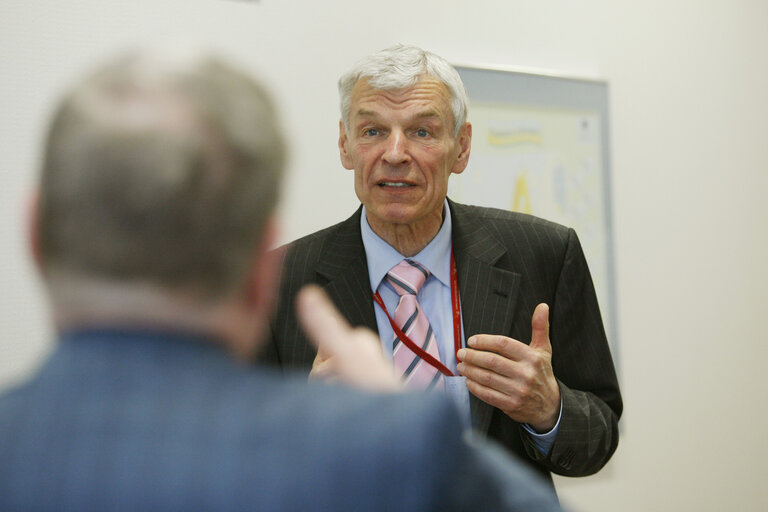 Снимка 16: Justas Vincas PALECKIS MEP at the EP in Brussels.