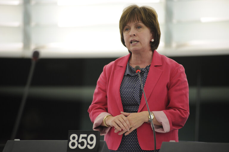 Photo 43: MEP in Plenary session in Strasbourg - week 39