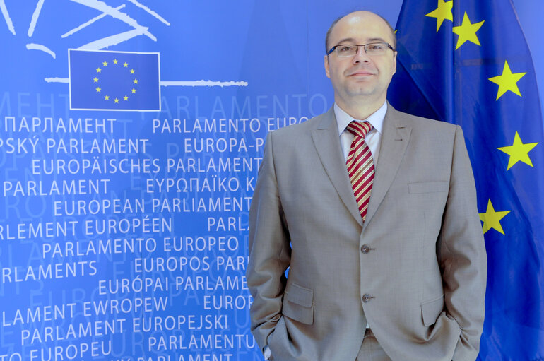 Nuotrauka 14: Portrait of MEP Metin KAZAK