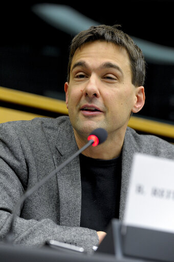 Valokuva 12: Paneuropean working group of the European People's Party.  Does Vladimir PUTIN have a master plan ?