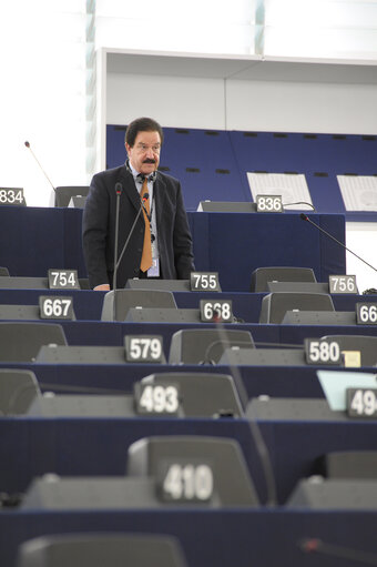 Снимка 7: plenary session week 51 2014 in Strasbourg - Freedom of expression in Turkey