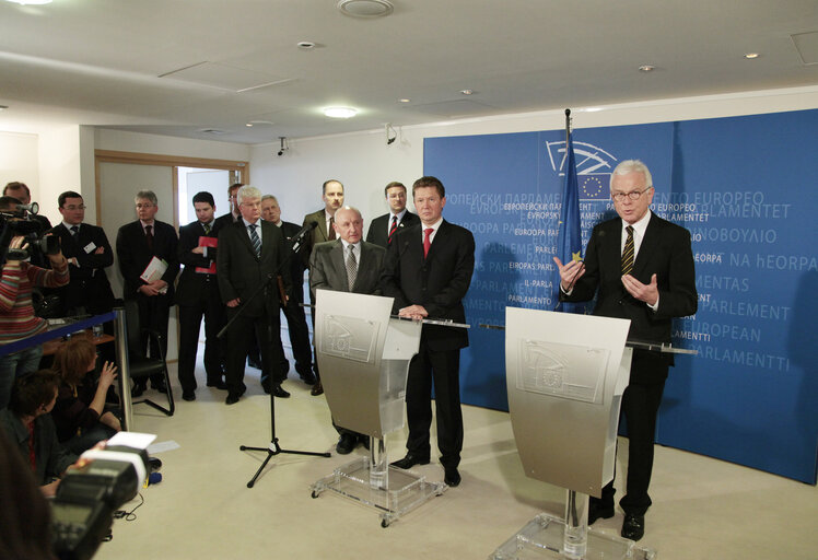 Valokuva 19: Press conference with EP President and the head of Gazprom.