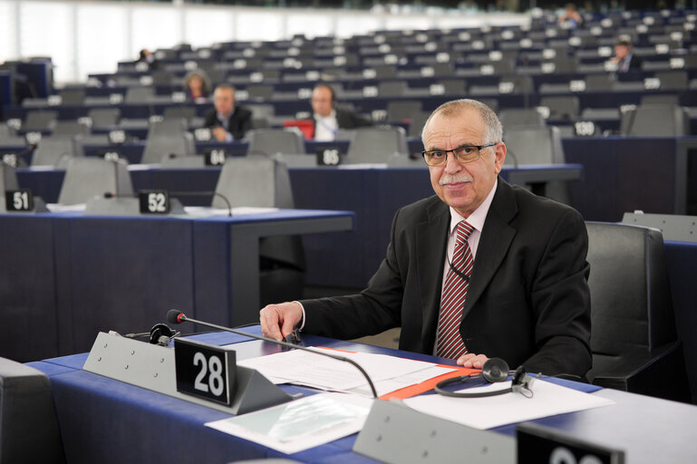 Photo 13 : plenary session week 51 2014 in Strasbourg - Freedom of expression in Turkey