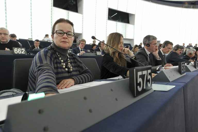 Suriet 5: Danuta JAZLOWIECKA MEP in the Hemicycle in Strasbourg - week 51