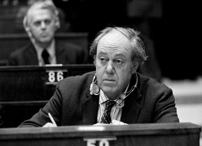 SOAMES Christopher, February 1976