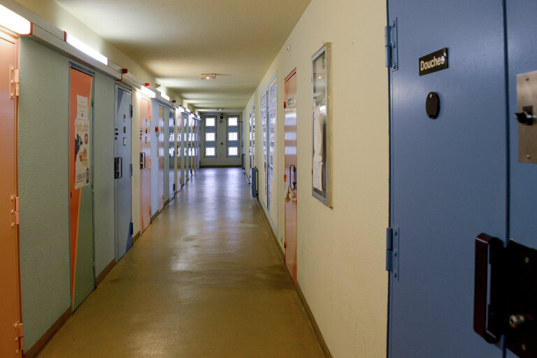 Снимка 38: Strasbourg detention centre. Jailhouse corridors.