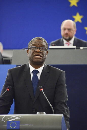 Valokuva 8: Sakharov Prize 2014 award ceremony in plenary presided by EP President