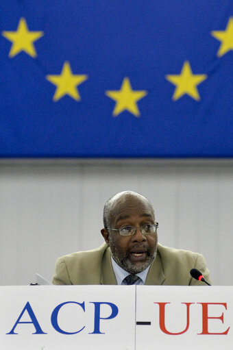 Photo 8 : 28th ACP-EU Joint Parliamentary assembly in Strasbourg  Sitting ' The social and economic consequences of malnutrition in ACP countries '  Statement of Commissioner in charge of international cooperation and development