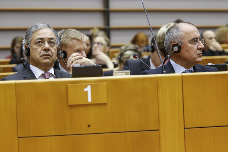 Foto 1: European Court of Auditors' Annual Report concerning Vitor CALDEIRA Institutional the financial year 2013.