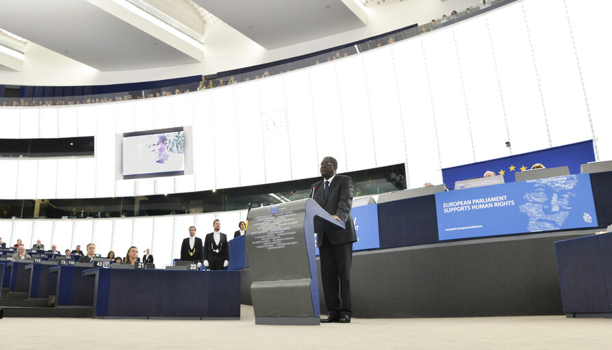 Valokuva 12: Sakharov Prize 2014 award ceremony in plenary presided by EP President