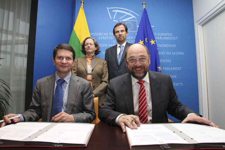 Lex signing including: Directive on the recognition of professional qualifications and Regulation on administrative cooperation through the Internal Market Information System