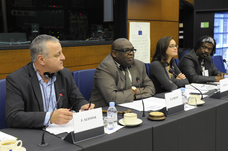 Intergroup National Minorities and regional languages