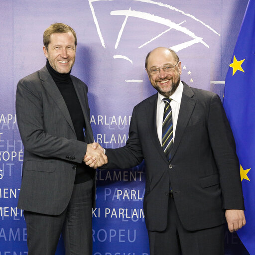 Fotografi 3: Martin SCHULZ - EP President meets with Paul MAGNETTE, mayor of Charleroi.