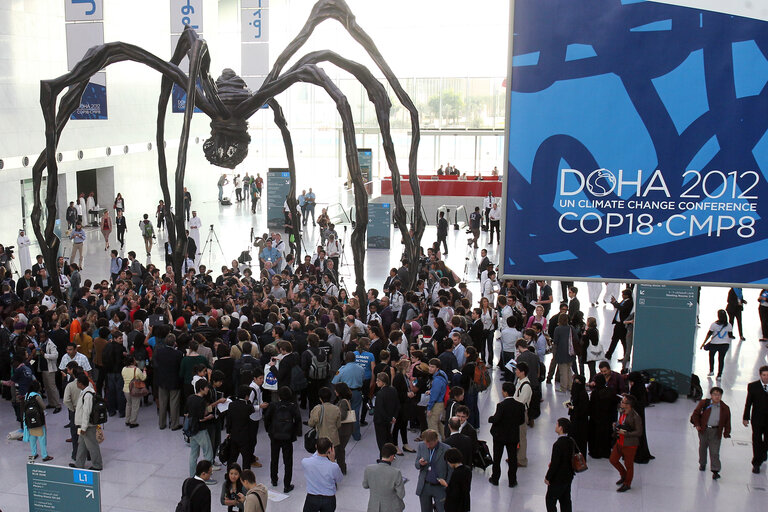 Foto 14: Activists protest to demand climate justice during the United Nations Climate Change conference in Doha, Qatar, Friday, Dec.7, 2012 (Photo/mohamed farag)