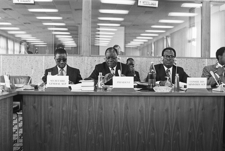 Foto 3: African Caribbean and Pacific group of states dialogue with Europe on the 31th of October 1979 in Luxembourg