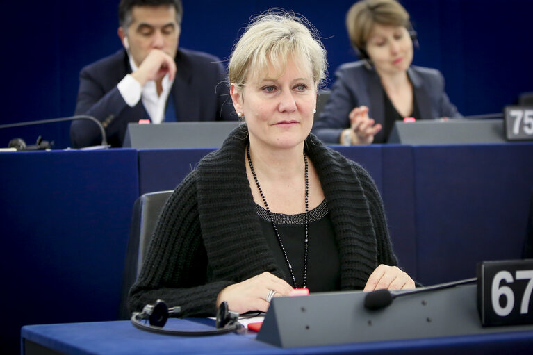 Foto 4: Nadine MORANO in the EP in Strasbourg