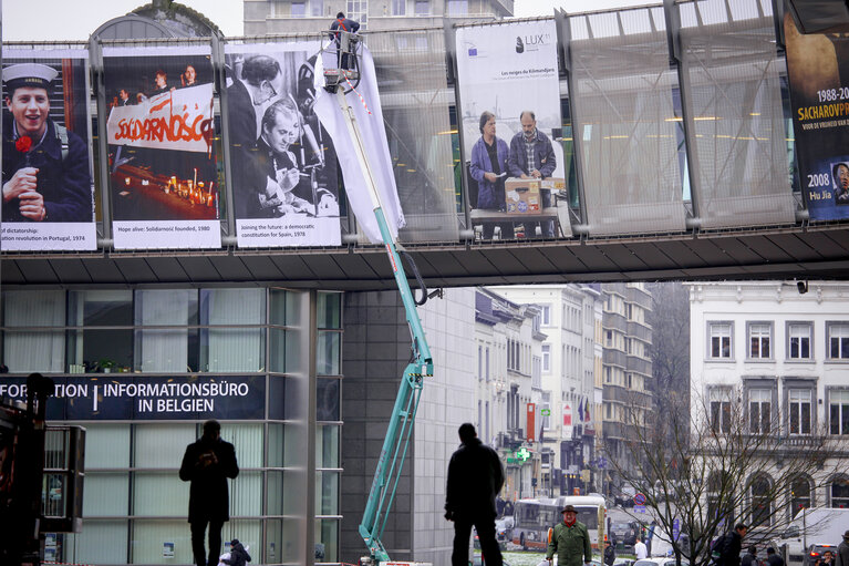 Photo 18 : Nobel Peace Prize ceremony: broadcast set up at EP in Brussels