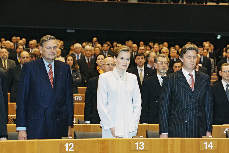 Suriet 15: Visit of Princess Mathilde of Belgium and Prince Philippe of Belgium to the European Parliament in Brussels to attend an academic session on the opening of 'Brussels 2000', on February 25, 2000.