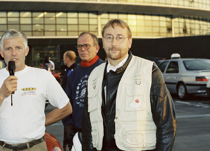 Fotografi 6: Bikers Demonstration in front of the European Parliament in Strasbourg