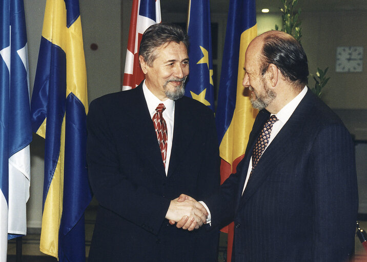 Emil Constantinescu and Jose-Maria Gil Robles meeting in February 1997