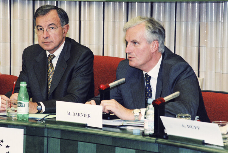 Zdjęcie 15: Alain LAMASSOURE, Michel BARNIER, European Commissioner