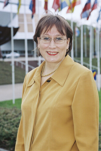 Foto 19: Portrait of MEP Riitta MYLLER in Strasbourg