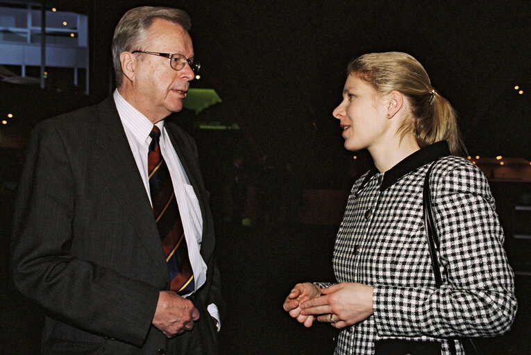 Foto 9: Portrait of MEP Marjo Tuulevi MATIKAINEN-KALLSTROM in Strasbourg