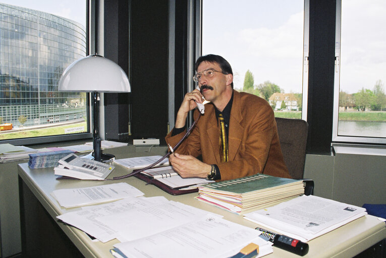 Portrait of MEP Norbert GLANTE in Strasbourg