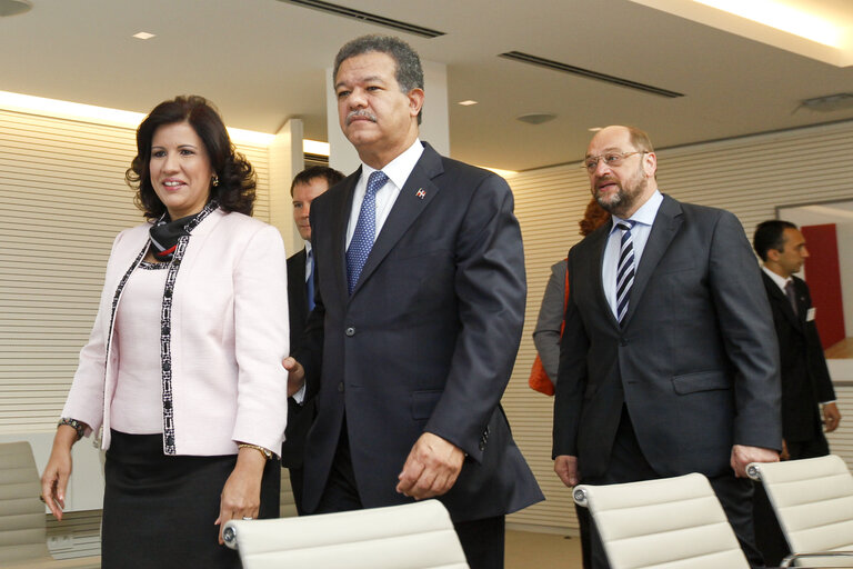 Zdjęcie 5: Martin SCHULZ - EP President meets with Leonel Antonio FERNANDEZ  REYNA, President of the Dominican Republic and his wife Margarita CEDENO DE FERNANDEZ