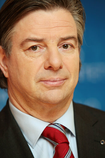 Fotografia 12: MEP Toine MANDERS in Brussels