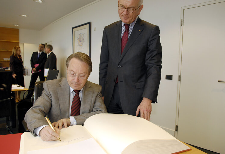 Fotografia 1: EP President meets with the President of the Parliamentary Assembly of the Council of Europe.