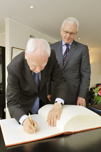 Fotografi 3: EP President meets with President of the EIB (European Investment Bank), in Brussels