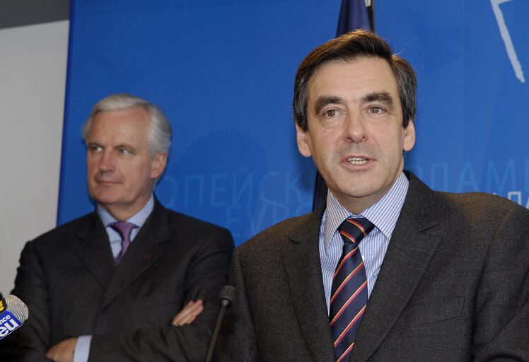 Fotografia 3: Press conference following the EP President's meeting with the French Prime Minister.