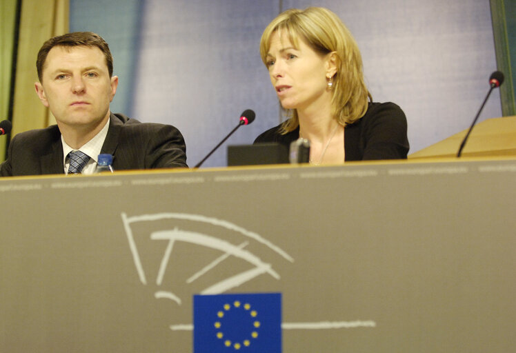 Suriet 26: Press conference at the EP in Brussels on the Missing Child Hotline following a meeting to consider prospects for a Europe-wide alert system for missing or abducted children in presence of Gerry and Kate McCann, whose daughter Madeleine has been missing since May 2007