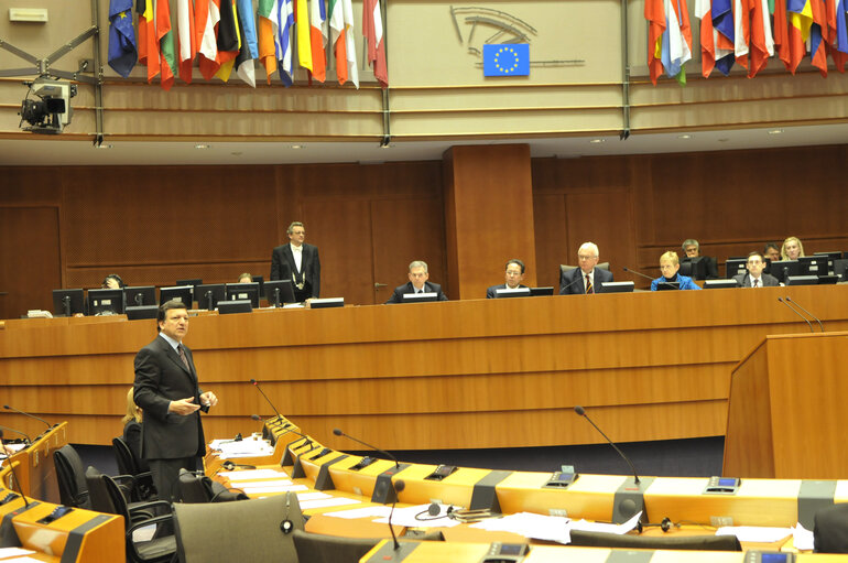 Fotografie 5: Extraordinary plenary session of the EP in Brussels, on the situation in Tibet.