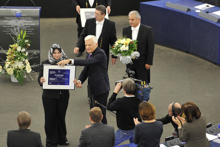 Suriet 32: Sakharov Prize 2011: Presentation of the 2011 Sakharov Prize  on behalf of the Arab Spring