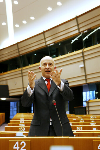 Photo 6 : MEP Jose Javier POMES RUIZ speaks during a plenary session in Brussels