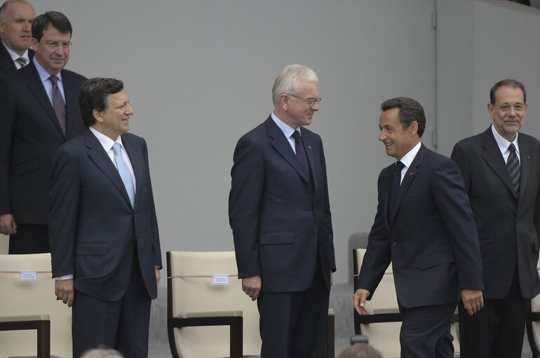 Снимка 9: EP President and European authorities attend the July 14 festivities on France's National Day in Paris