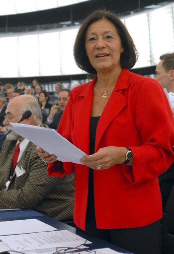 Fotografi 8: MEP Ewa KLAMT takes part in a plenary session in Strasbourg