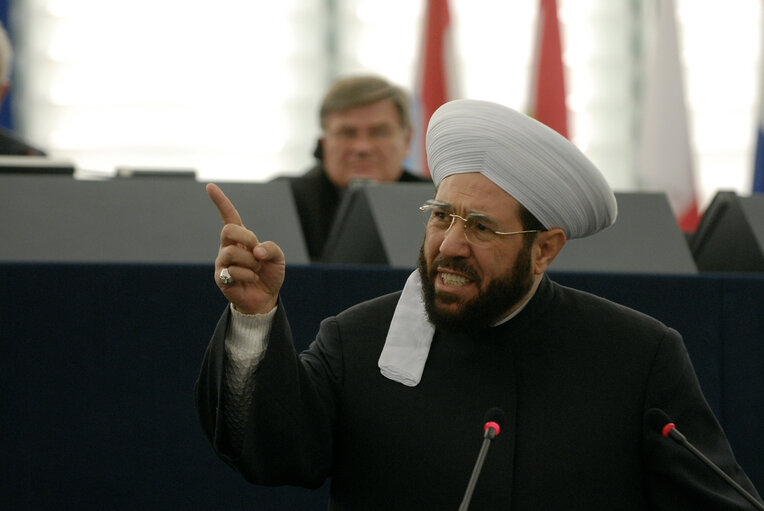 Fotografia 1: EP President meets with the Grand Mufti of Syria.