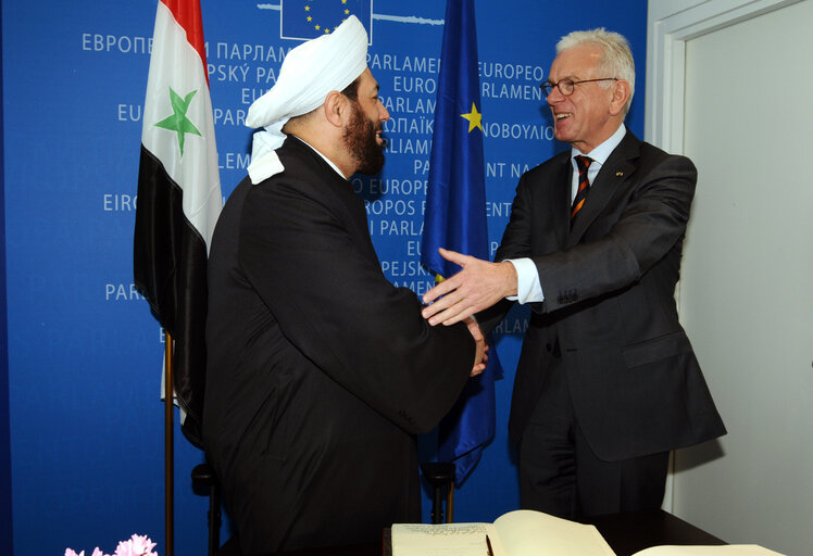 Fotografi 13: EP President meets with the Grand Mufti of Syria.