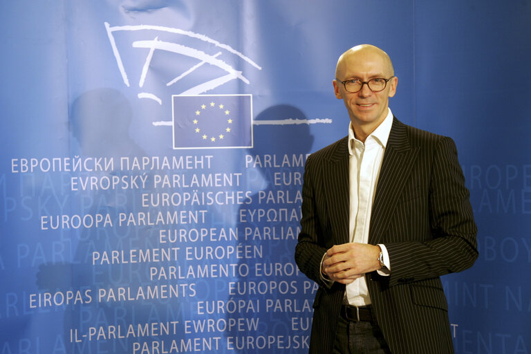 Portrait of MEP Aldis KUSKIS in Brussels