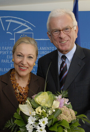 Foto 6: EP President meets with the  EU Commissioner for External Affairs.