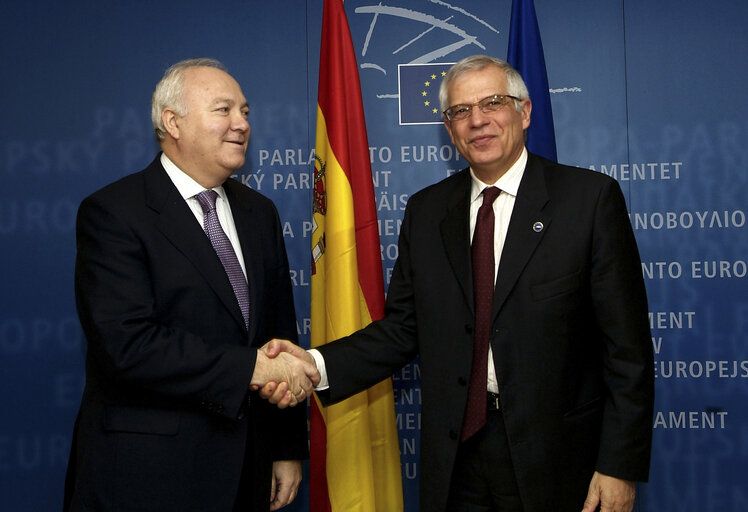 Photo 3 : EP President meets with the Foreign Affairs Minister of Spain.