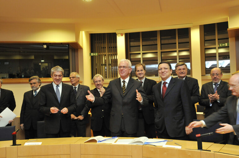 Photo 11: Official signing of LEX, European legislation into law, on Political Parties and on Humanitarian Aid