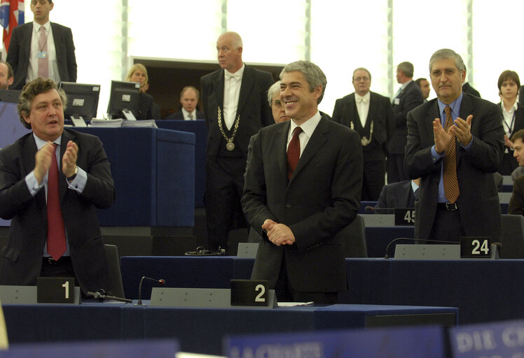 Fotagrafa 19: Plenary session in Strasbourg - Proclamation and signing of the Charter of Fundamental Rights by EP President, President-in-office of the Council and Commission President