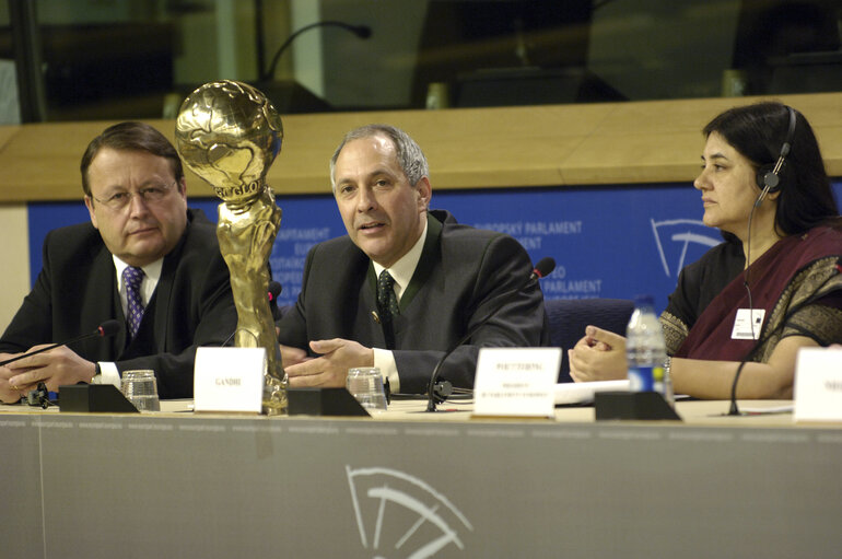 Fotó 23: Press conference to present the Energy Globe Award ceremony in Brussels