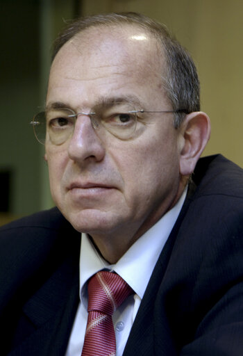 Foto 7: MEP Atanas PAPARIZOV holds a press conference in Brussels